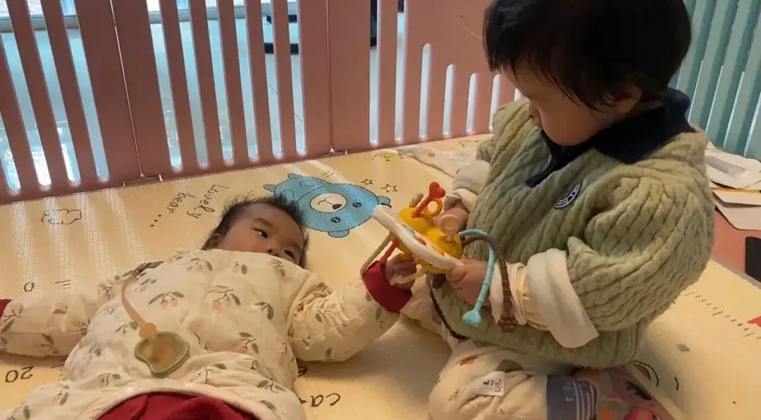 单亲妈妈合租生活_单亲妈妈搭伙过日子_单身男性生子