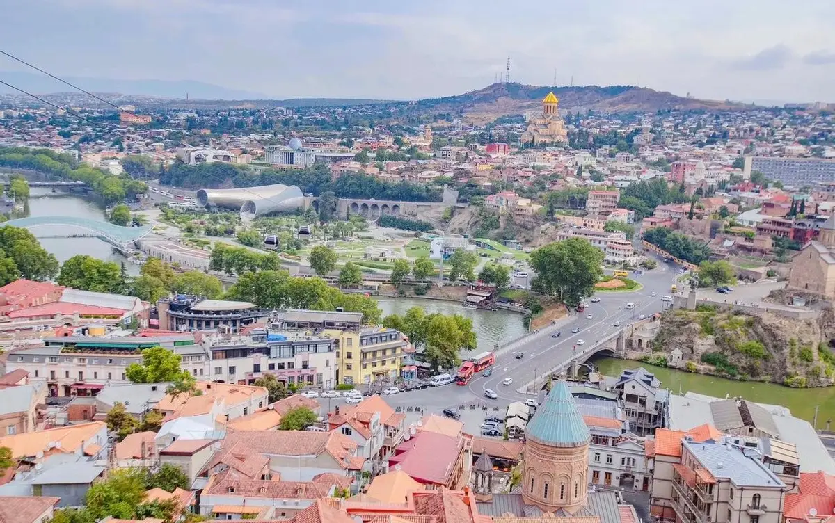 格鲁吉亚代孕诈骗_格鲁吉亚代孕多少钱_泰国女子被困卵子农场