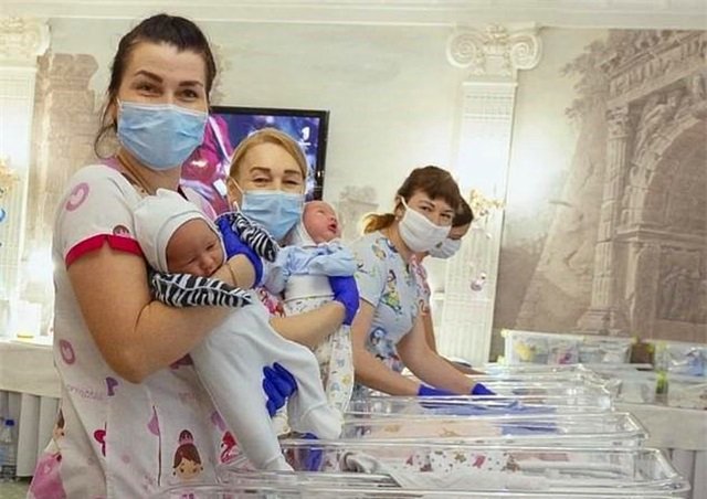 乌克兰美女特征_格鲁吉亚代孕合法吗_乌克兰民族构成