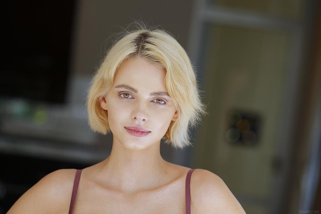 乌克兰民族构成_格鲁吉亚代孕合法吗_乌克兰美女特征