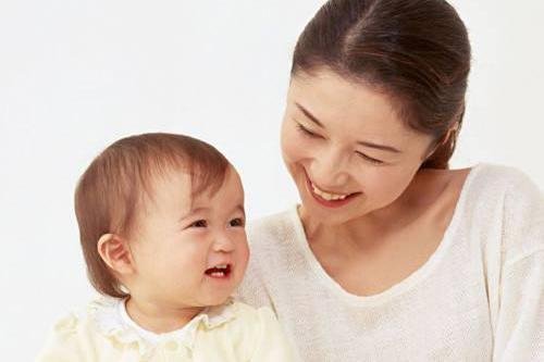 孕妇海外生子被遣返 索多倍赔偿被拒